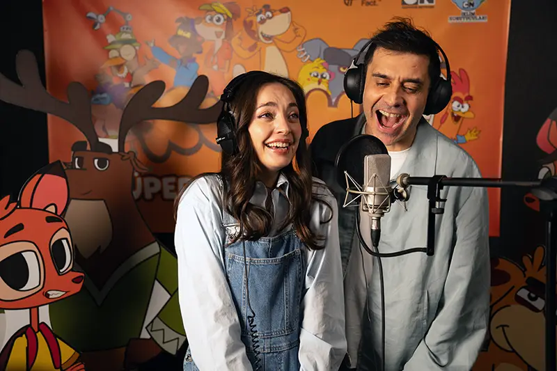 Cansel_El__in___Zeynep_Tu____e_Bayat